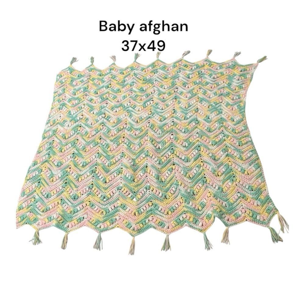 Afghan Colorful Chevron pattern Baby Afghan excellent handmade clean and soft